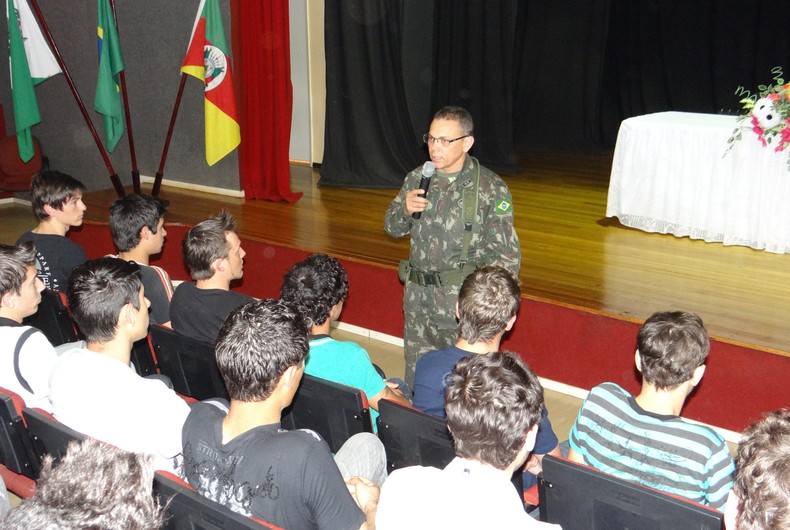 JURAMENTO À BANDEIRA