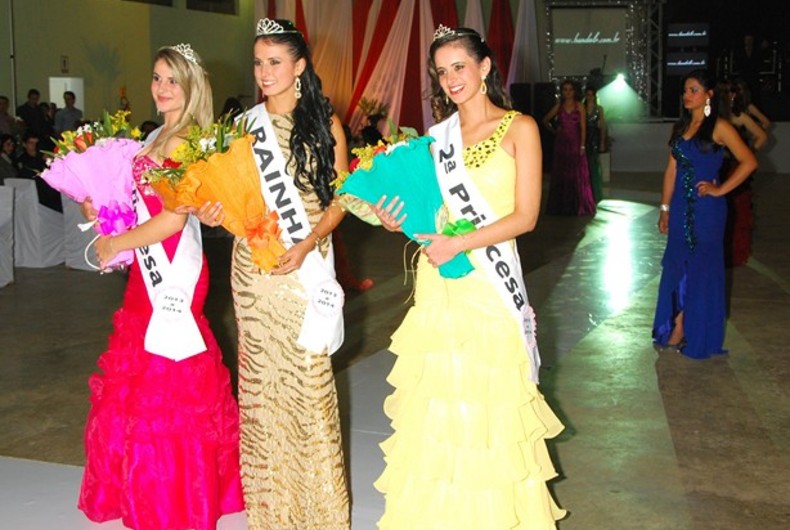 BAILE DA ESCOLHA DAS SOBERANAS DE MAXIMILIANO DE ALMEIDA